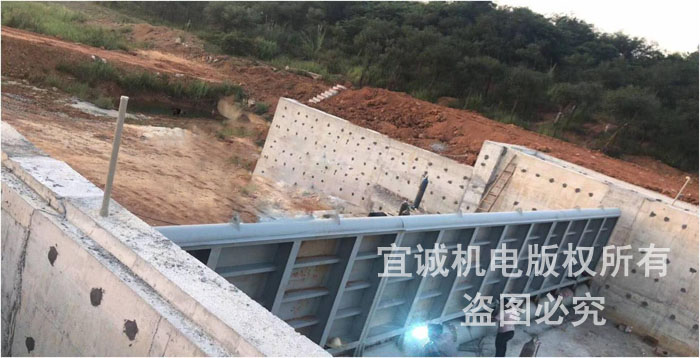 鋼壩